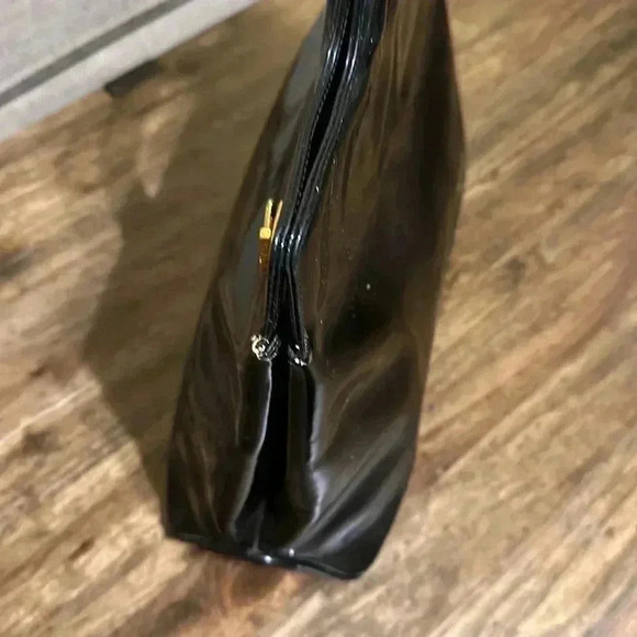 Salvatore Ferragamo Wanda Top Handle Luxury Blk Leather Designer Handbag - Picture 14 of 16